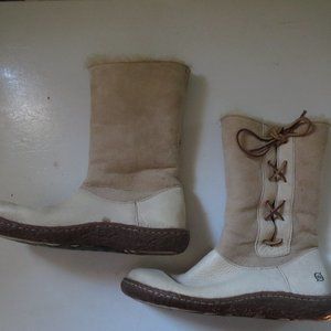 Born Boots Fur Lined Size 8 Ivory
